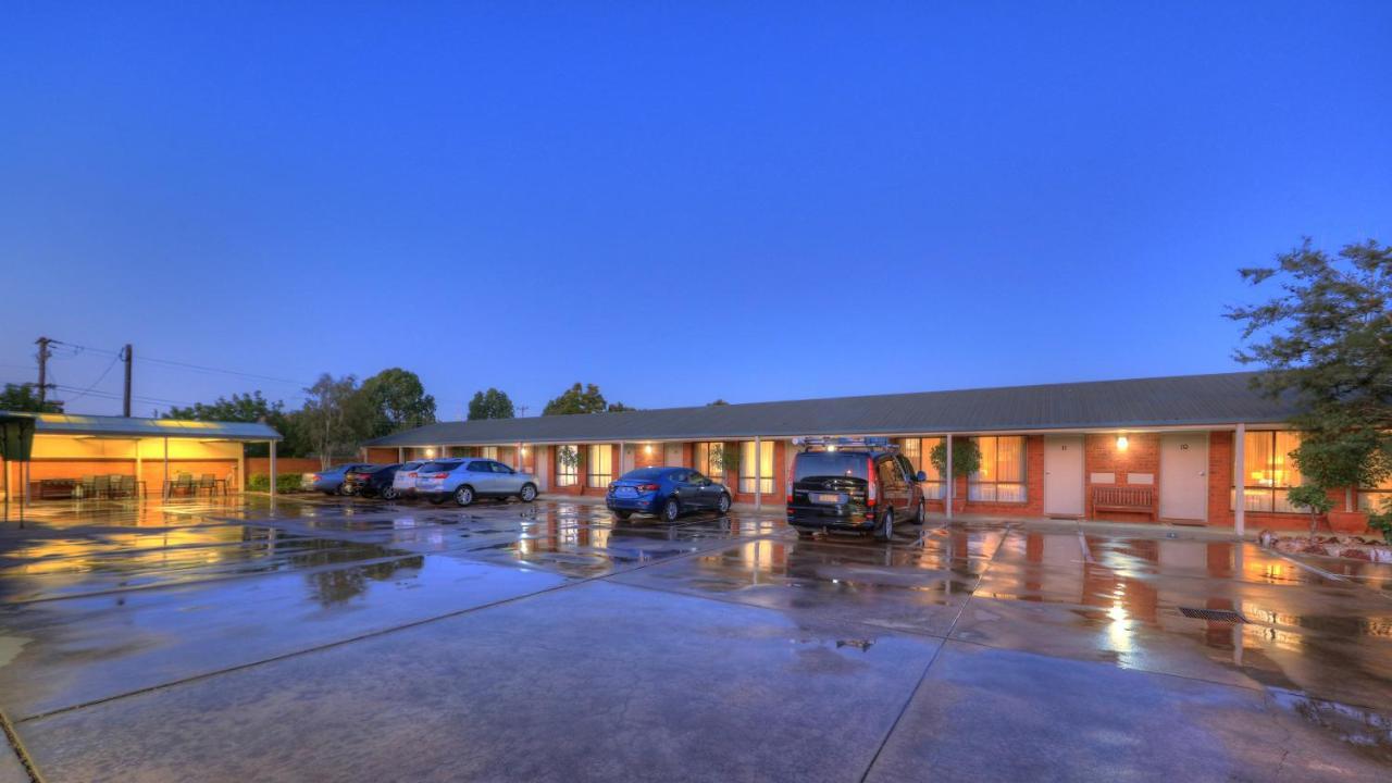 Moama Central Motel Echuca Exterior foto